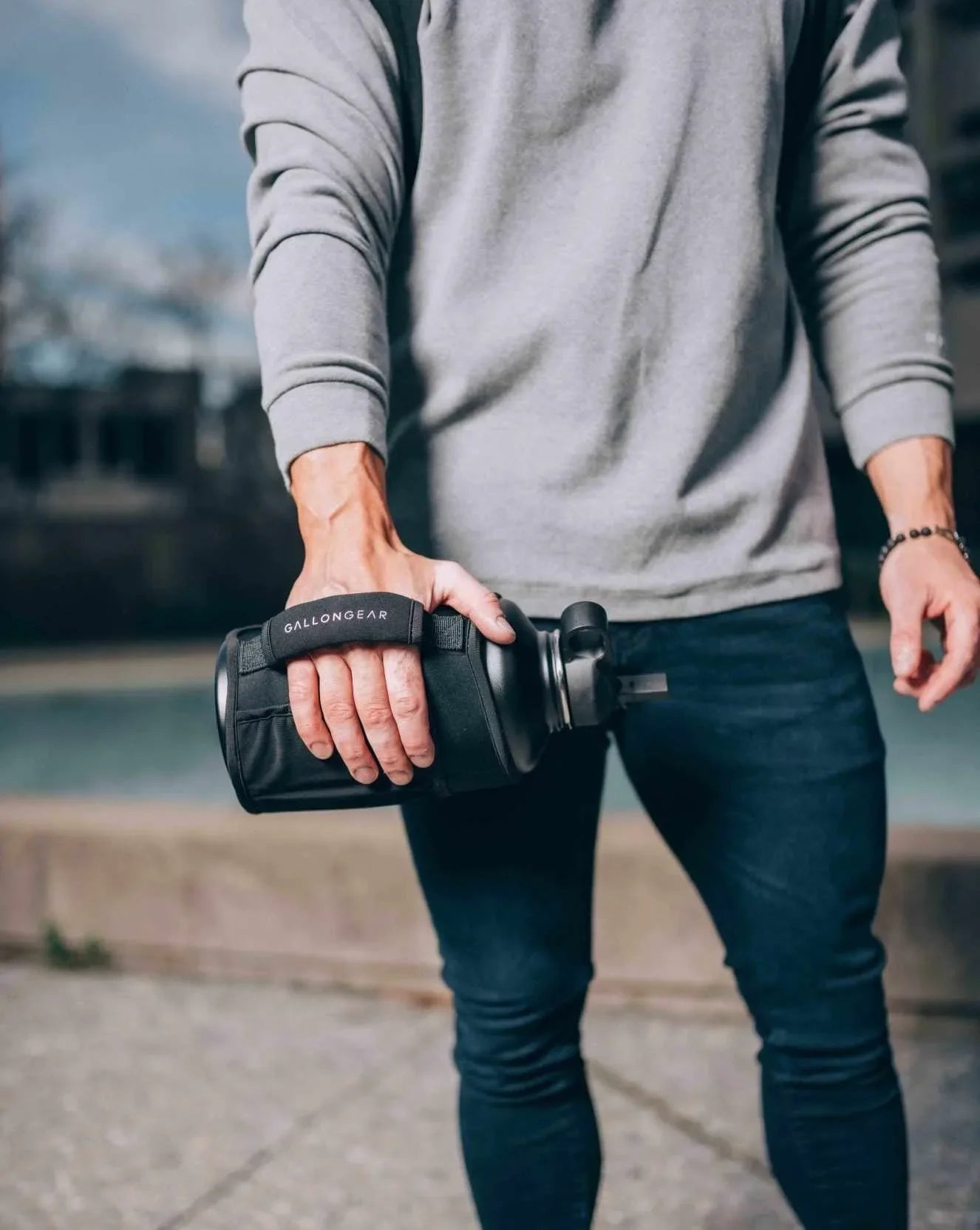 * IN STOCK * 2026 GALLON GEAR STAINLESS STEEL COMBO INSULATED WATER BOTTLE | WITH HANDLE SNAP TOP LID 40 OUNCE | GYM WATER BOTTLE WITH SLEEVE | NEOPRENE SLEEVE WITH CARRYING HANDLE (BLACK BOTTLE/BLACK SLEEVE)