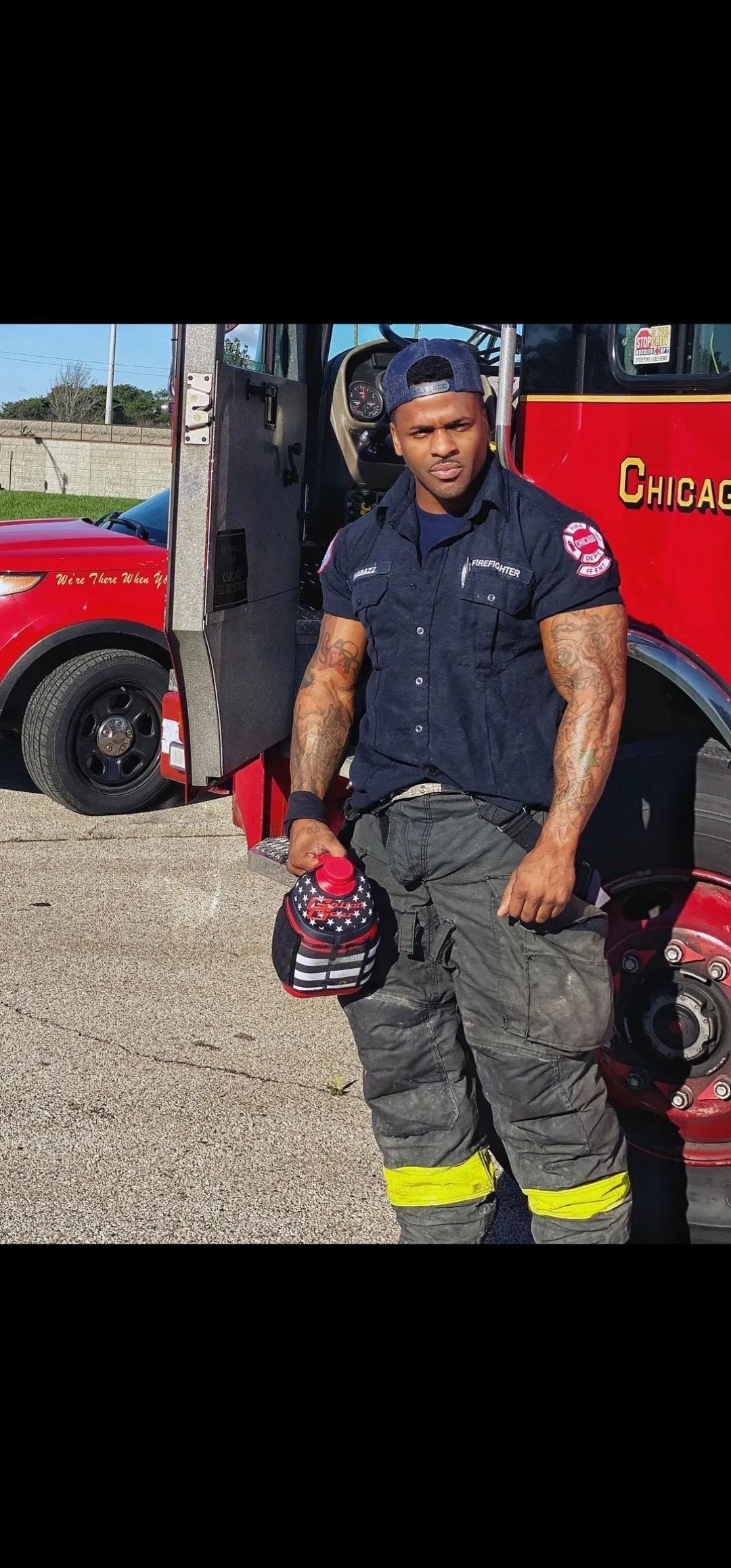"2025" GALLON GEAR 1 GALLON BOOTY | GYM WATER BOTTLE SLEEVE (THIN RED LINE)#