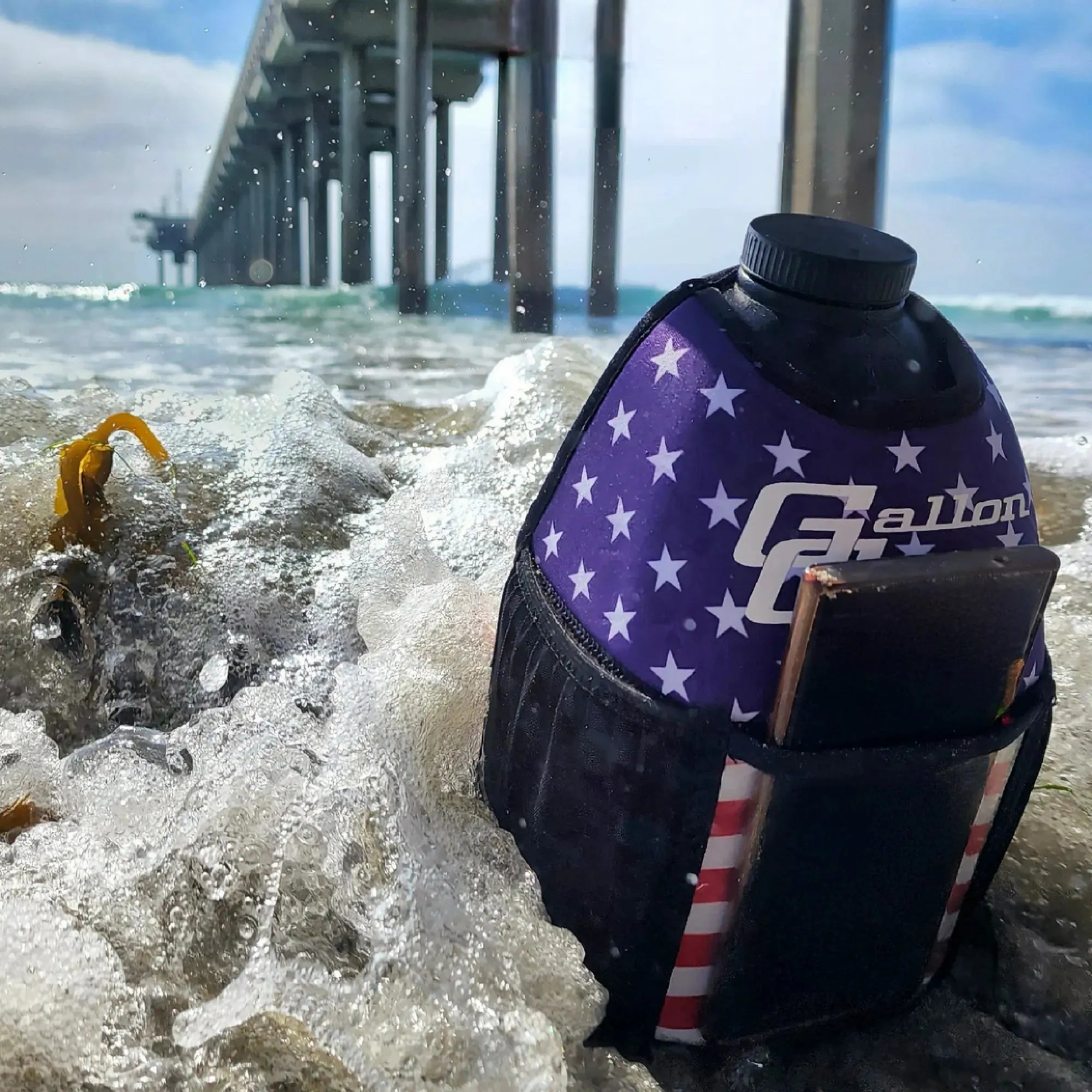 "2025" GALLON GEAR BOOTY 1 GALLON | GYM WATER BOTTLE SLEEVE (FLAG USA)