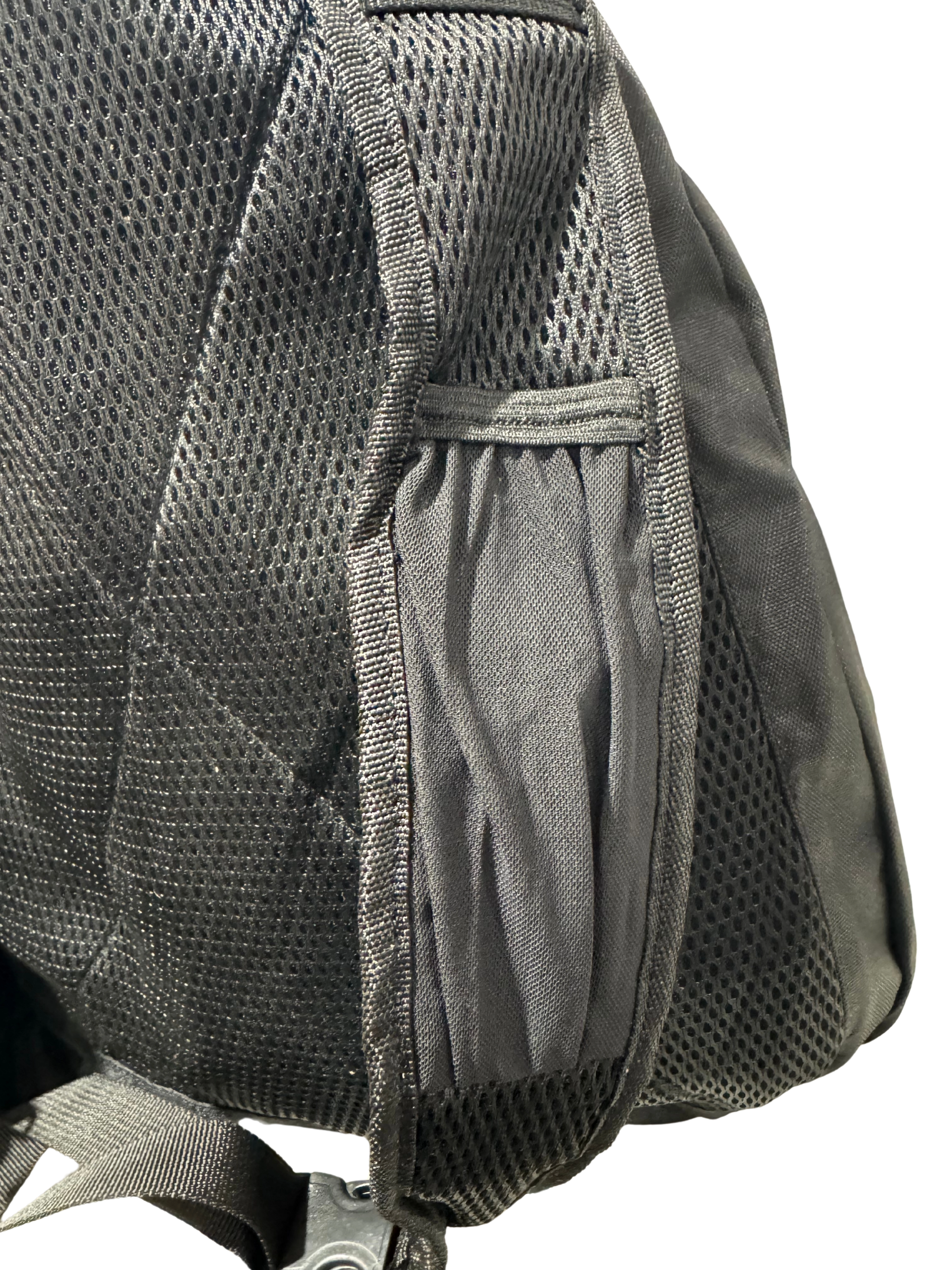 * NEW IN STOCK * 2025 GALLON GEAR SLING BAG | MEN AND WOMEN SMALL CROSSBODY CHEST SLINGBAG BACKPACK | SHOULDER SLING BY KAG (BLACK/BLACK)